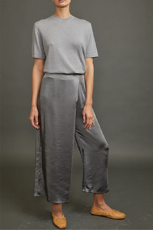 Limited Time Kaitly Knit T-Shirt In Grey