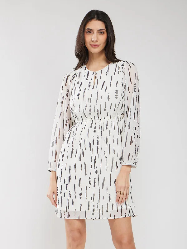 Fantastic Offers A-line Geometric Print Dress - Off White And Black
