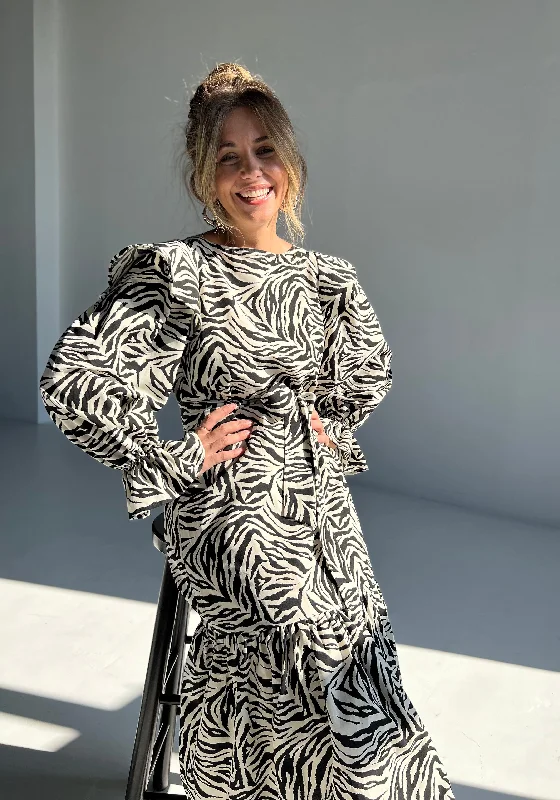 Final Clearance Zebra Midi Dress