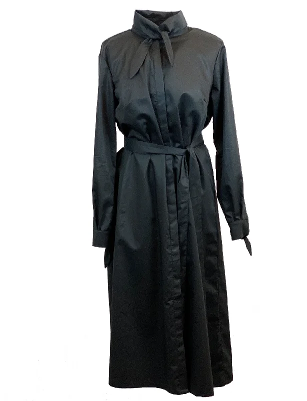 Hurry In Marie knot collar dress