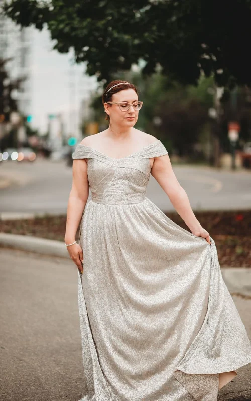 Closeout Aidan Mattox- Metallic Off The Shoulder Gown