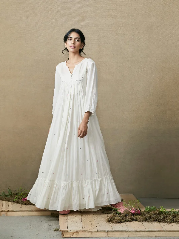 Great Bargains Wind Whispers Maxi Dress