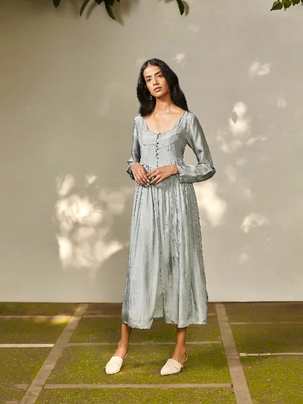 Take Advantage Nile Maxi Dress