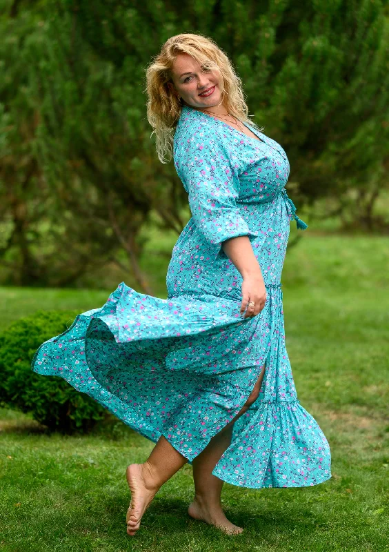 Super Deal Camella Pink Roses Blue Plus Dress