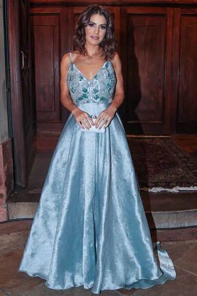 Exclusive Savings Spaghetti Straps V-Neck Beading Prom Dresses Long Backless Evening Gown N737