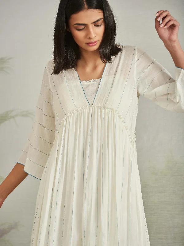Discount Mania Dawn Maxi Dress