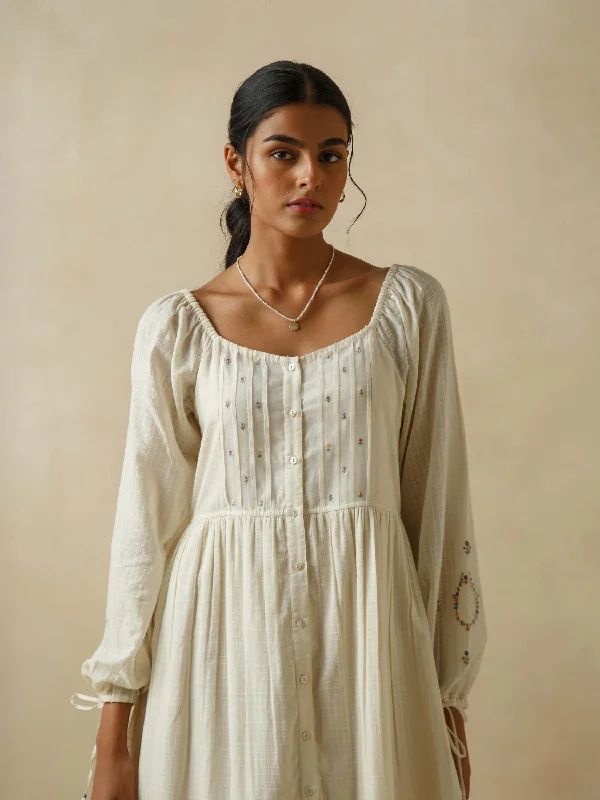 Final Markdown Antique White Scallop Tier Dress