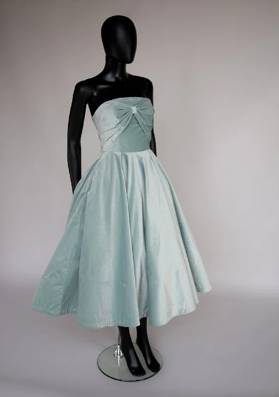 Super Deal Blush Frost - Blue Velvet Bow Midi Dress