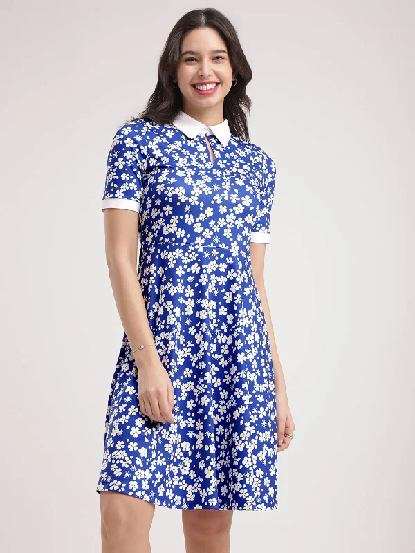 Massive Deals Floral Print Knitted Dress - Blue And White