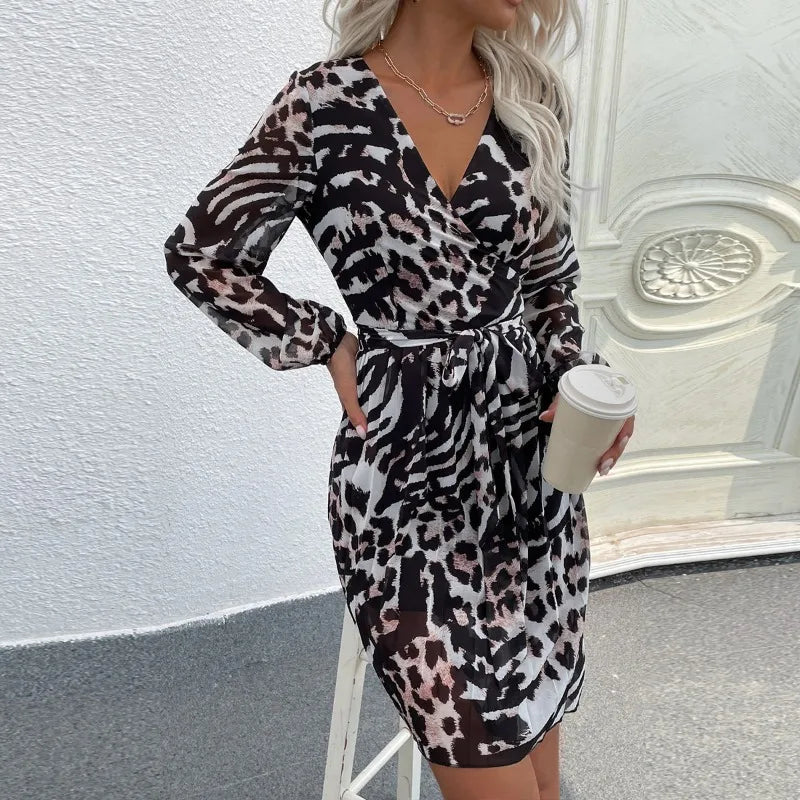 Limited Quantity Elegant Leopard Print Autumn Women's 2024 New V-neck Full Lantern Sleeve Mini Dress