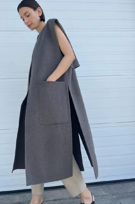 Grand Opening Sale Layering Vest in Tortora (Sold Out)