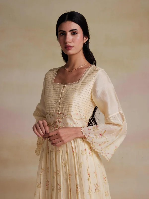 Unbeatable Prices Kindred Pleat Midi Dress
