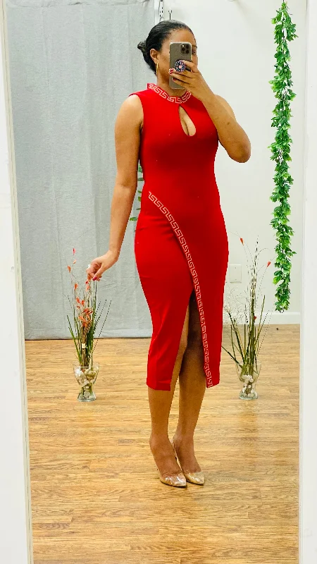 Early Access Bee fitted dress