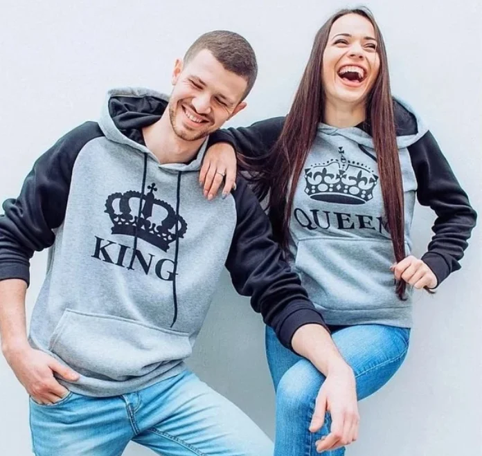 Big Discounts Printed Hooded Couple Sweatshirt