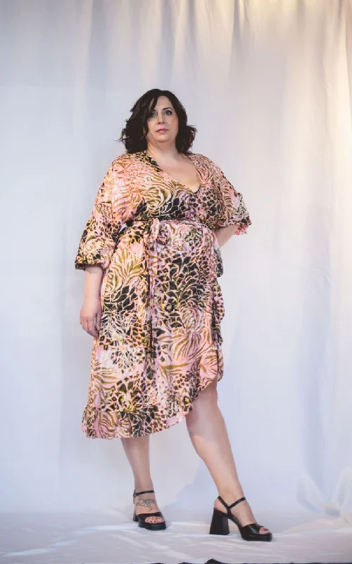 Crazy Deals Fransa Plus- Printed Faux Wrap Dress