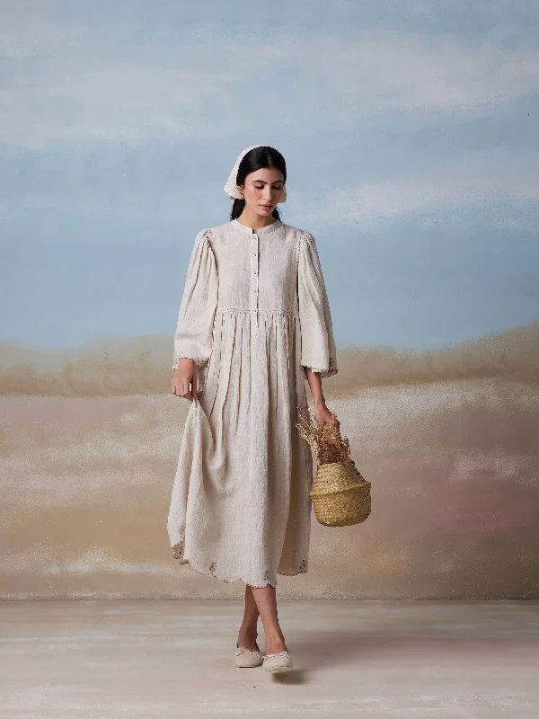 Super Bargain Folksong Midi Dress