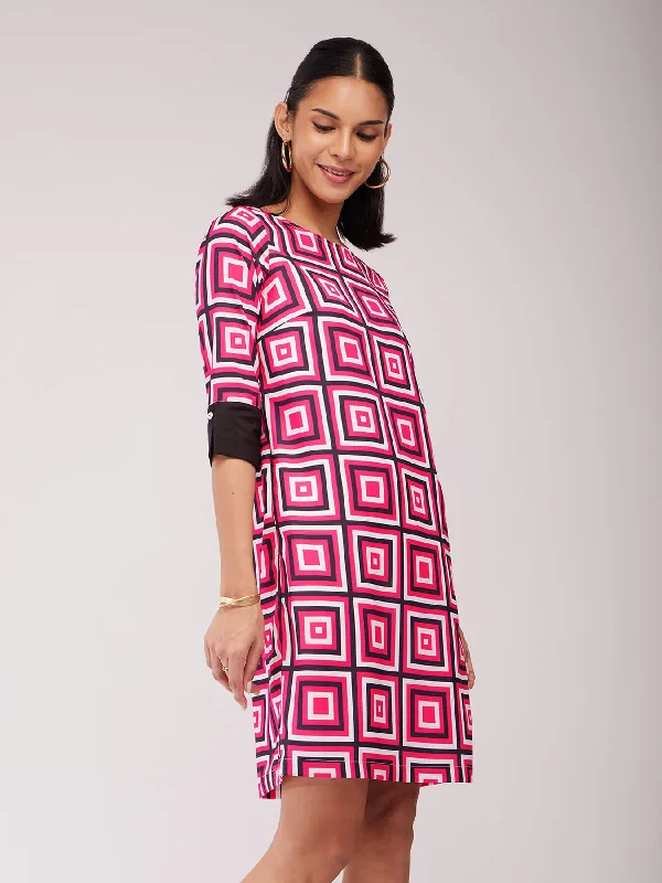 Exclusive Deal Round Neck Shift Dress - Fuchsia
