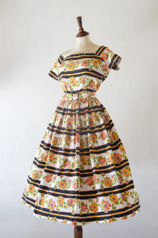 Bargain Bin Vintage 1950s Poppy Print Cotton Picnic dress