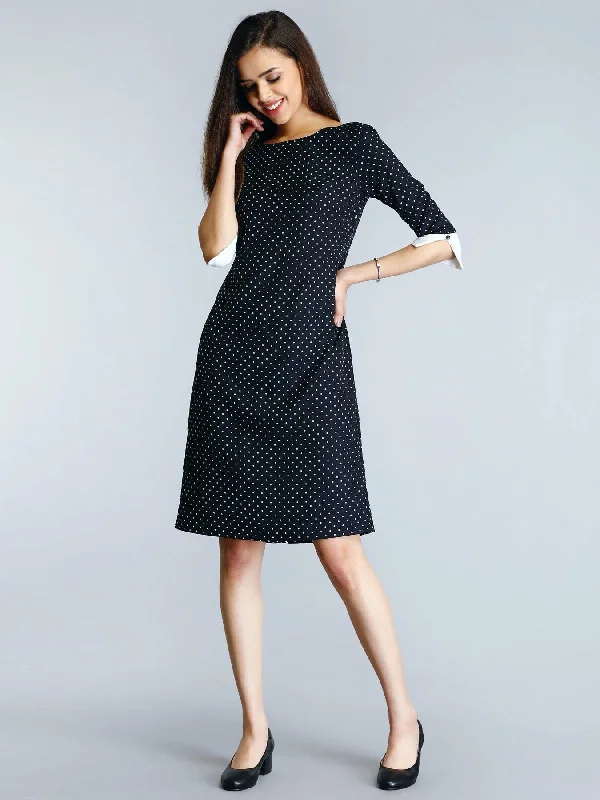 Weekend Deal Colour Block Polka Dot Shift Dress - Black and White