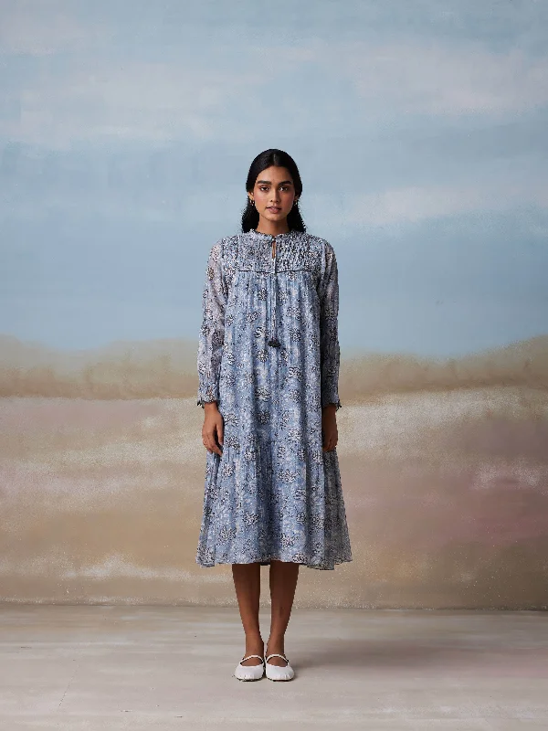 Markdown Madness Cottage Tie-bow Dress